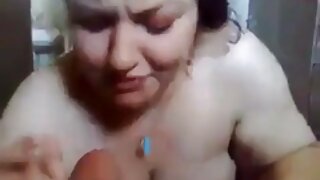 سنہرے بالوں والی بم  ...