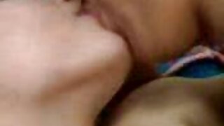 بڑی چھاتی کے ساتھ دل ...